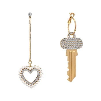 Love Key Asymmetric Earrings Female Niche Temperament Earrings 2019 New Fashion Wild Earrings
Love Key Asymmetric Earrings Female Niche Temperament Earrings 2019 New Fashion Wild Earrings