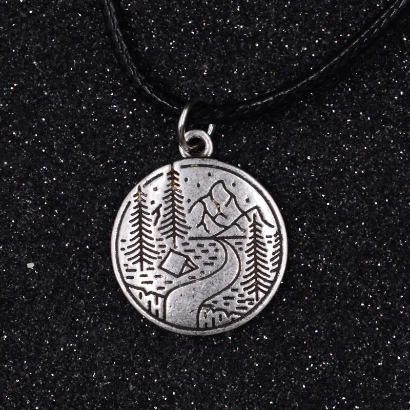 SanLan Matt Silver Mount Forest Camper Tent Rivulet Pattern Pendant Incised Round Charms Leather Cord Necklace Gift Jewelry
SanLan Matt Silver Mount Forest Camper Tent Rivulet Pattern Pendant Incised Round Charms Leather Cord Necklace Gift Jewelry