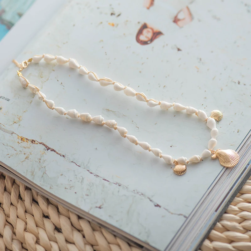 SRCOI Natural Shell Necklace Conch Summer Beach Jewelry Bohemia Trend Fashion Long Chain Wedding Party Holiday Jewelry Collar
SRCOI Natural Shell Necklace Conch Summer Beach Jewelry Bohemia Trend Fashion Long Chain Wedding Party Holiday Jewelry Collar
