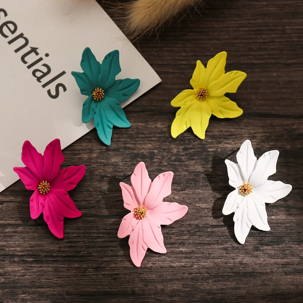 Korean Fashion Design Cute Flower Stud Earrings For Women Sweet Metal Alloy Earrings Female Party Statement Jewelry
Korean Fashion Design Cute Flower Stud Earrings For Women Sweet Metal Alloy Earrings Female Party Statement Jewelry