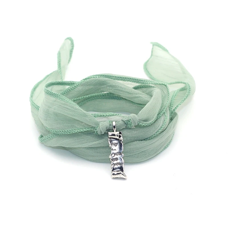 New Arrival 10 Colors Sari Silk Ribbon Wrap Yoga with Love Scroll Charm Fashion Women Bracelet
New Arrival 10 Colors Sari Silk Ribbon Wrap Yoga with Love Scroll Charm Fashion Women Bracelet