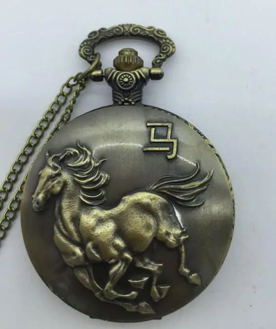 Vintage bronze Horse Quartz pocket watch necklace Chain Pendant Womens Men Watches Gifts Free shipping
Vintage bronze Horse Quartz pocket watch necklace Chain Pendant Womens Men Watches Gifts Free shipping
