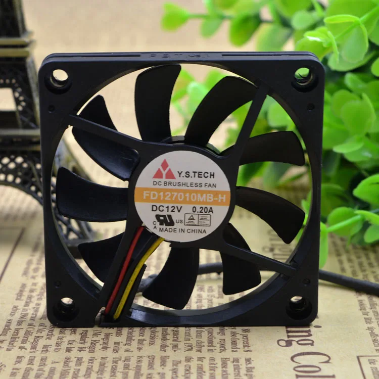Новый оригинальный ультратонкий Вентилятор охлаждения 7010 FD127010MB-H 12 в 0,20 А
Новый оригинальный ультратонкий Вентилятор охлаждения 7010 FD127010MB-H 12 в 0,20 А