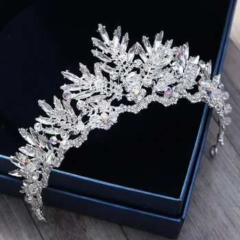 Baroque Bride Rhinestone Crown Exquisite Hair Ornaments Silver Color Wedding Headdress Elegant Hair Accessories Tiara Jewelry 
Baroque Bride Rhinestone Crown Exquisite Hair Ornaments Silver Color Wedding Headdress Elegant Hair Accessories Tiara Jewelry