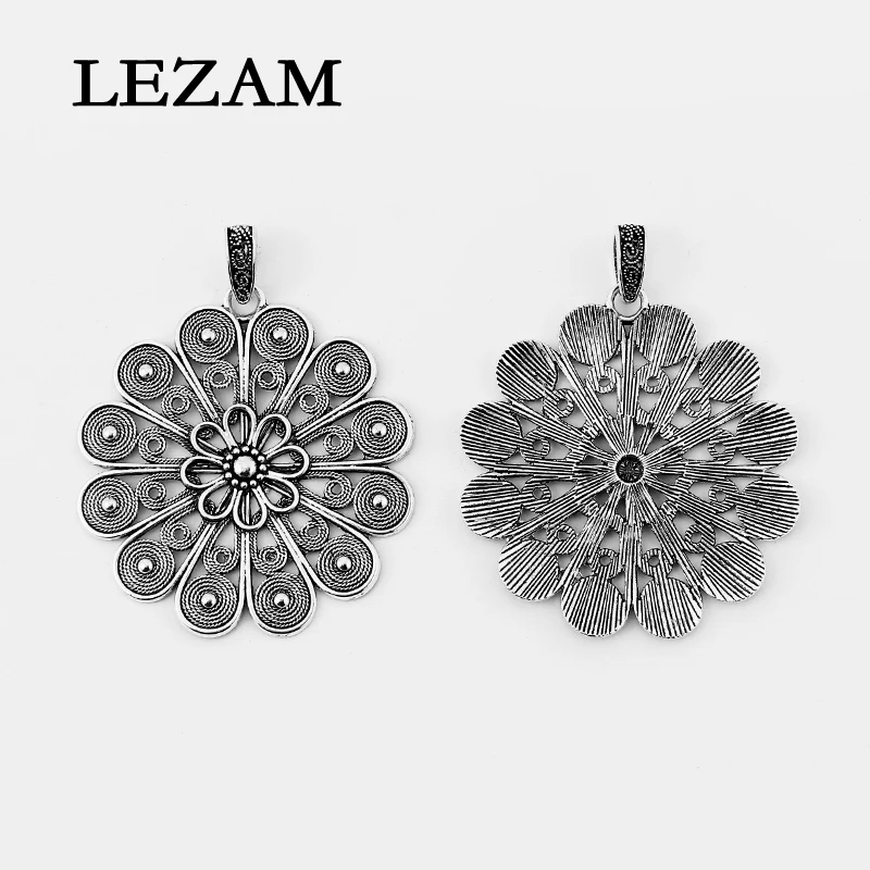 2pcs Fashion Jewelry Symmetrical Open Filigree Carved Metal Beads Flower Charms Necklace Pendant Jewelry 61x61mm
2pcs Fashion Jewelry Symmetrical Open Filigree Carved Metal Beads Flower Charms Necklace Pendant Jewelry 61x61mm