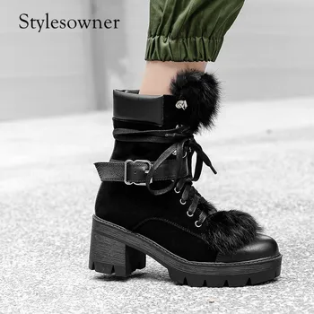 Stylesowner 2018 England Style Round Toe Lace-up Woman Martin Boots High Heels Real Leather with Rabbit Fur Black Fahion Boots
Stylesowner 2018 England Style Round Toe Lace-up Woman Martin Boots High Heels Real Leather with Rabbit Fur Black Fahion Boots