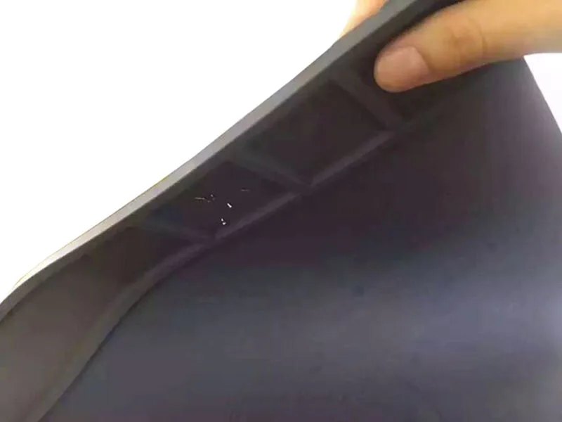 (3)