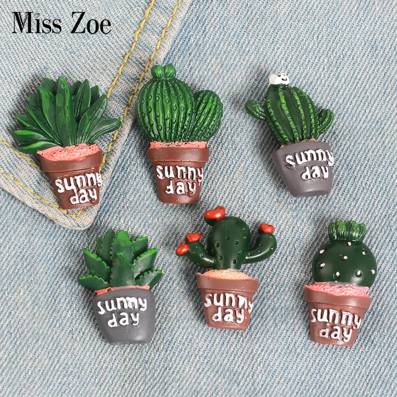 6Styles sunny day Potted Plant Pins Custom Cactus Aloe Brooches Backpack Shirt Lapel Pin Badge Cartoon Jewelry Gift for Kids
6Styles sunny day Potted Plant Pins Custom Cactus Aloe Brooches Backpack Shirt Lapel Pin Badge Cartoon Jewelry Gift for Kids