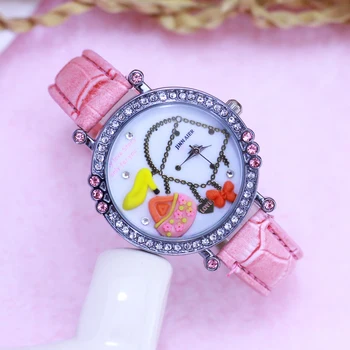 2018 famous fashion children girls cute 3D cartoon diamond leather quartz wristwatches young women personality electronic clock
2018 famous fashion children girls cute 3D cartoon diamond leather quartz wristwatches young women personality electronic clock