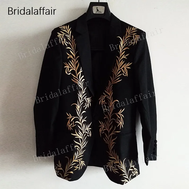 Мужские черные костюмы с золотой роскошной вышивкой Bridalaffair, свадебные смокинги для жениха, мужские костюмы для выпускного вечера, комплект из 3 предметов 2018 (пиджак + брюки + жилет
Мужские черные костюмы с золотой роскошной вышивкой Bridalaffair, свадебные смокинги для жениха, мужские костюмы для выпускного вечера, комплект из 3 предметов 2018 (пиджак + брюки + жилет