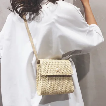 ETAILL Straw Bucket Women Bags Beach Woven Chain Small Summer Rattan Crossbody Bags 2019 Knitting Shoulder Messenger Bags
ETAILL Straw Bucket Women Bags Beach Woven Chain Small Summer Rattan Crossbody Bags 2019 Knitting Shoulder Messenger Bags