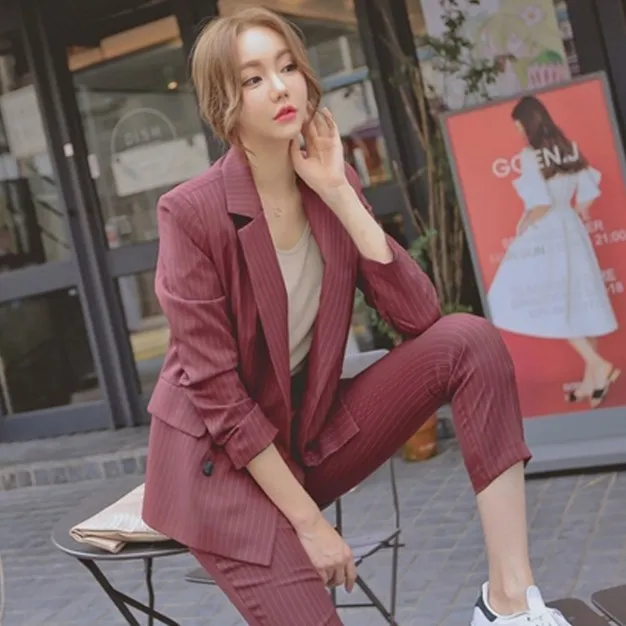 Office Ladies Black White Grey Red Striped Pant Suits Elegant Blazer Set Korean Business Casual Pant Suite for Women Pantsuit
Office Ladies Black White Grey Red Striped Pant Suits Elegant Blazer Set Korean Business Casual Pant Suite for Women Pantsuit