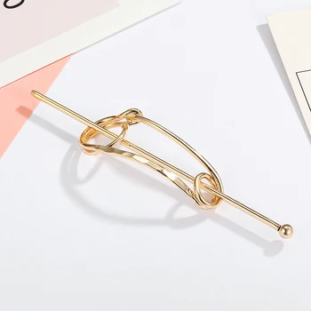 CHIMERA Metal Hair Stick Fashion Simple Gold Circular Buckle Barrette Half Bun Hairpin Clip Vintage Ponytail Holder Hair Jewelry
CHIMERA Metal Hair Stick Fashion Simple Gold Circular Buckle Barrette Half Bun Hairpin Clip Vintage Ponytail Holder Hair Jewelry