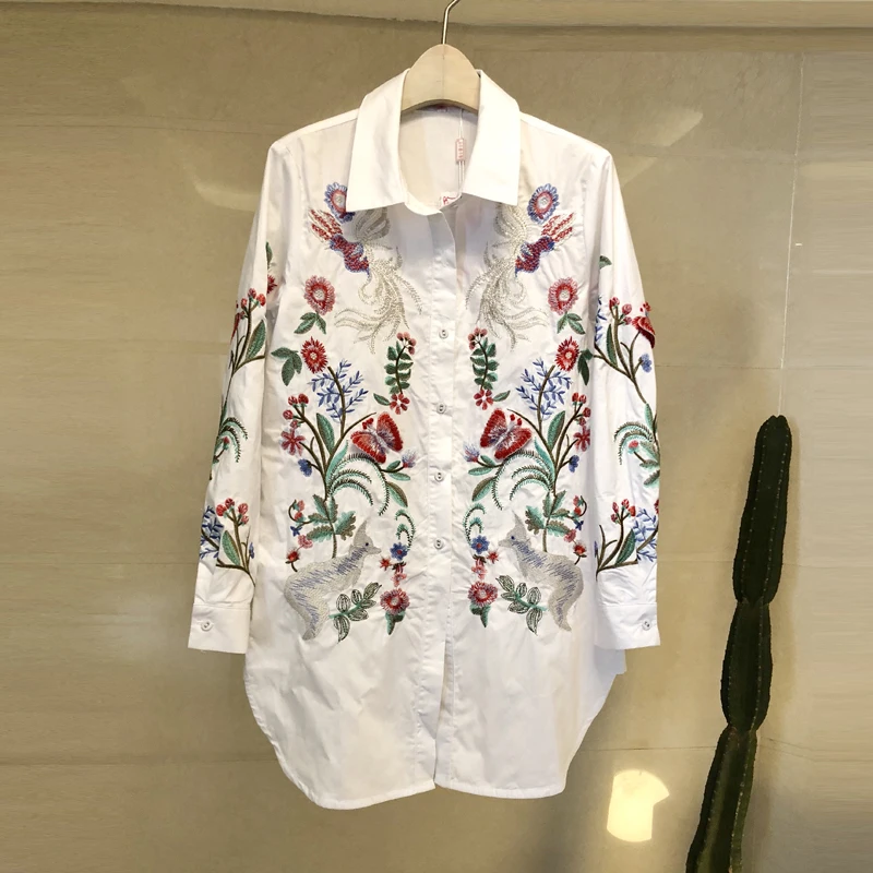 2019 spring and summer Europe and the United States new women's lapel embroidery flower decoration long-sleeved long shirt shirt
2019 spring and summer Europe and the United States new women's lapel embroidery flower decoration long-sleeved long shirt shirt
