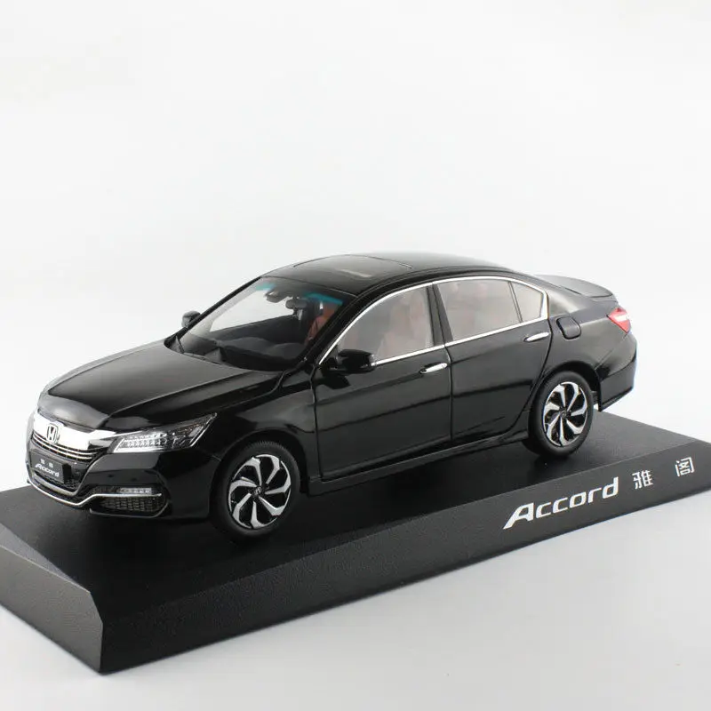 Original 1:18 GHAC HONDA ACCORD 2016 Diecast Model Car Collection Gold Alloy Toy