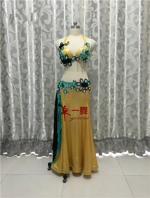 Bellydance oriental Belly Indian gypsy dance dancing costume costumes clothes bra belt chain scarf ring skirt dress set suit 152
Bellydance oriental Belly Indian gypsy dance dancing costume costumes clothes bra belt chain scarf ring skirt dress set suit 152