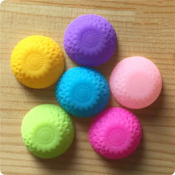 20 pcs/lot 3cm 5cm Silicone cake mold chocolate mold flowers cupcake mold baking tools DIY mini soap mold
20 pcs/lot 3cm 5cm Silicone cake mold chocolate mold flowers cupcake mold baking tools DIY mini soap mold