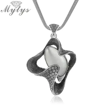 Mytys Retro Grey Black Vintage Opal Pendant Necklace for Women Flower Shape Flat Herringbone Necklaces Gift High Quality CN350
Mytys Retro Grey Black Vintage Opal Pendant Necklace for Women Flower Shape Flat Herringbone Necklaces Gift High Quality CN350