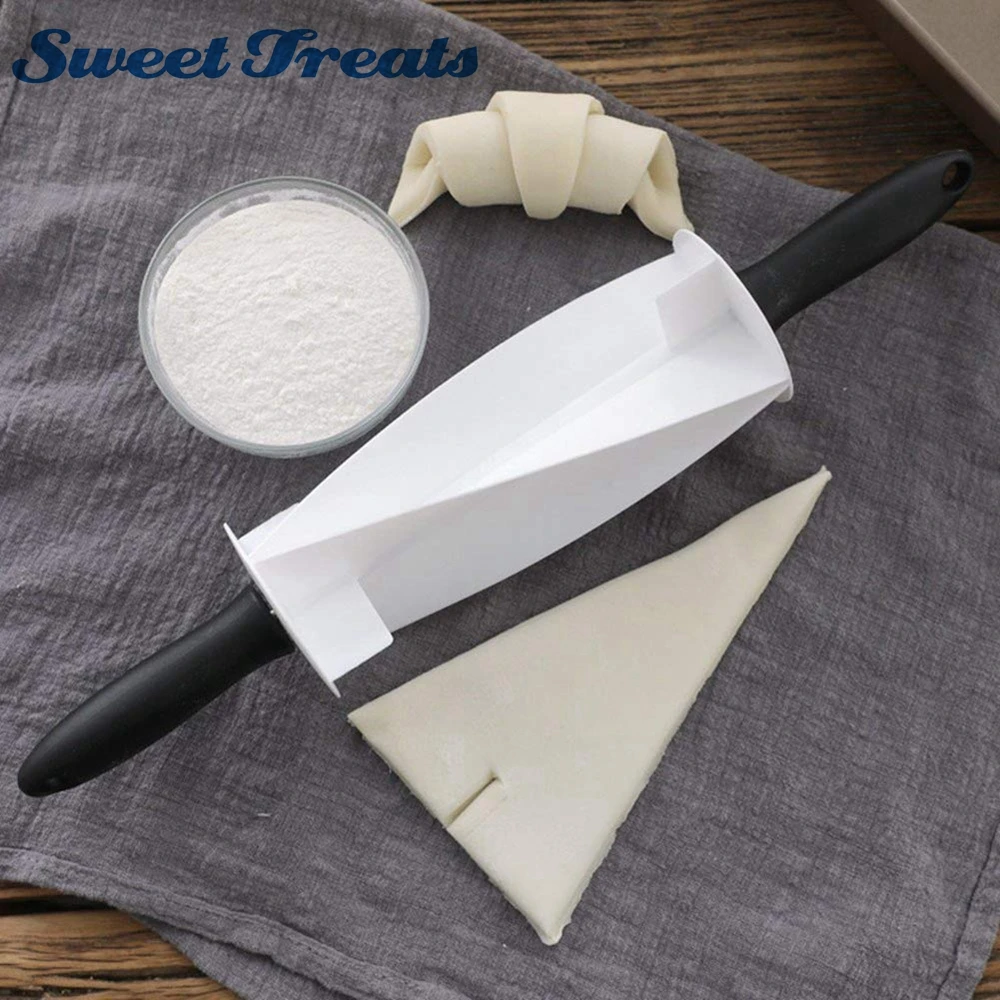 Sweettreats Croissant Rolling Pin Non-Stick Cutter Cake Dough Roller Baked Croissants DIY Baking Tools
Sweettreats Croissant Rolling Pin Non-Stick Cutter Cake Dough Roller Baked Croissants DIY Baking Tools