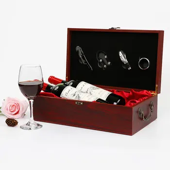 Vintage Archaistic Red Wine Box Portable Wood Wine Bags Champagne Bottle Carrier Wine Storage Box Bar Accessorie Business Gifts
Vintage Archaistic Red Wine Box Portable Wood Wine Bags Champagne Bottle Carrier Wine Storage Box Bar Accessorie Business Gifts