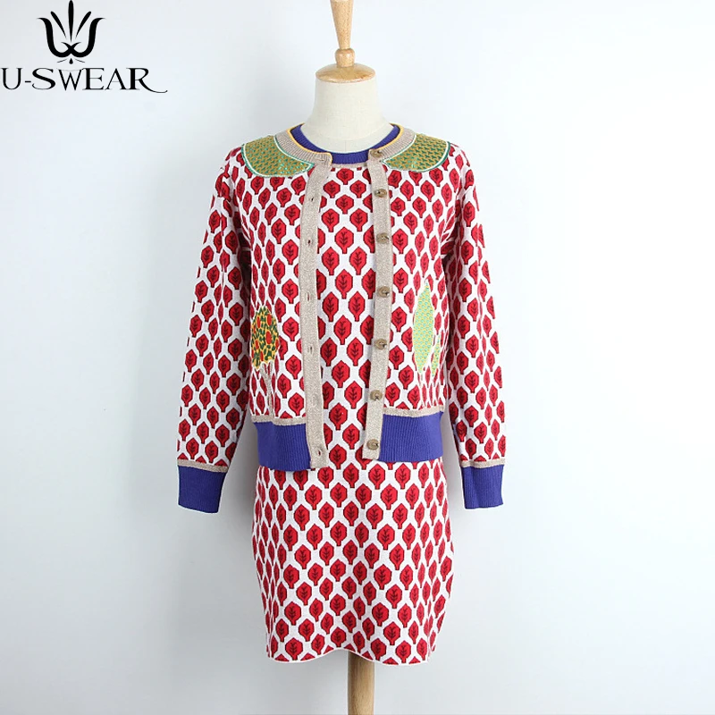 New Runway Cardigans Autumn Lattice Sweater for Women Luxury Harajuku Sweater Leaves Trees Knitted Pattern Tops Female
New Runway Cardigans Autumn Lattice Sweater for Women Luxury Harajuku Sweater Leaves Trees Knitted Pattern Tops Female