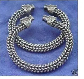2PCS 1Pair Old Handwork Ethnic Jewelry Pair tibet silver dragon head bracelet Collectible Tibetan Silver Bronze decoration
2PCS 1Pair Old Handwork Ethnic Jewelry Pair tibet silver dragon head bracelet Collectible Tibetan Silver Bronze decoration