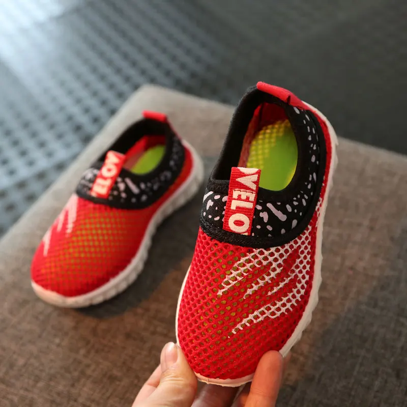 2017 Kids school shoes for autumn spring sneakers boys sports shoes running for girls air mesh pink black blue green for 2-16Y
2017 Kids school shoes for autumn spring sneakers boys sports shoes running for girls air mesh pink black blue green for 2-16Y
