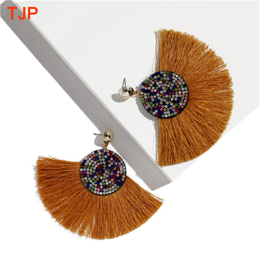 2019 New Fashion Tassel Earrings for Women Ethnic Bohemian Rope Fringe Drop Dangle Earrings Statement Earring Party Jewelry
2019 New Fashion Tassel Earrings for Women Ethnic Bohemian Rope Fringe Drop Dangle Earrings Statement Earring Party Jewelry