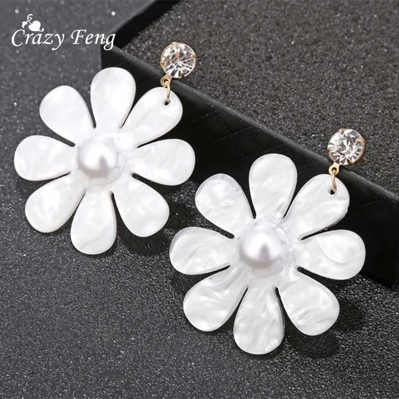 Korean New Fashion Women Big Flower Earrings Crystal Drop Hanging Earrings Female Simulated Pearl Wedding Jewelry Bijoux Femme
Korean New Fashion Women Big Flower Earrings Crystal Drop Hanging Earrings Female Simulated Pearl Wedding Jewelry Bijoux Femme