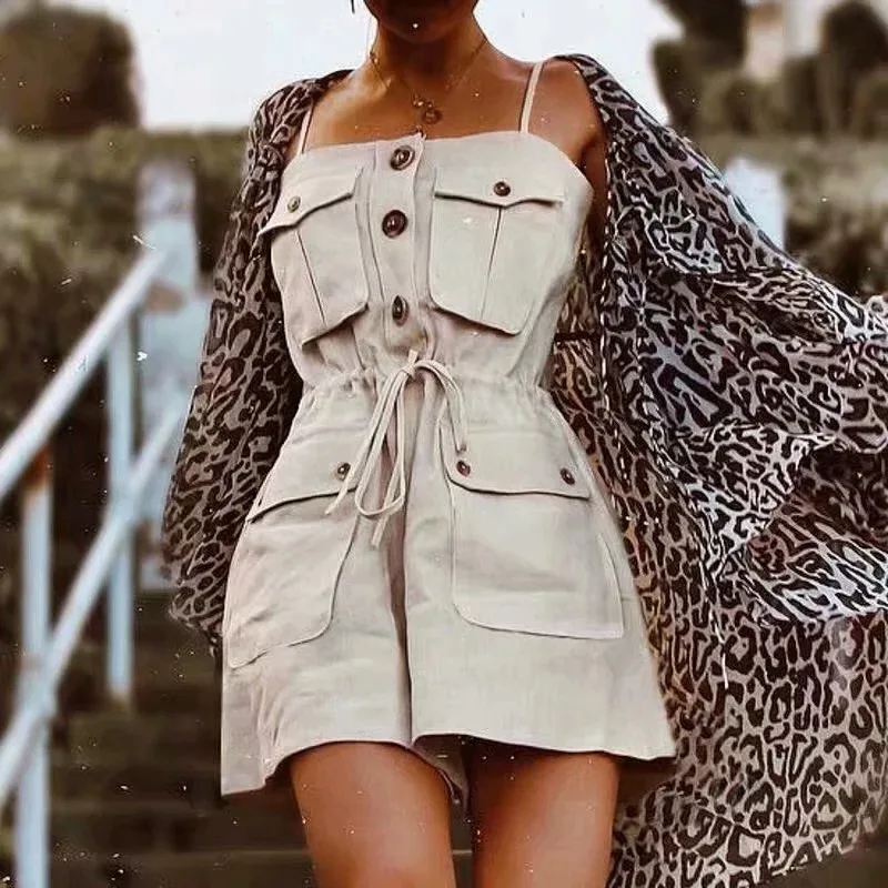 Elegant Khaki Linen Women Playsuit 2019 Summer Pockets Button Rompers Short Jumpsuit Office Ladies One Piece Overalls Streetwear
Elegant Khaki Linen Women Playsuit 2019 Summer Pockets Button Rompers Short Jumpsuit Office Ladies One Piece Overalls Streetwear