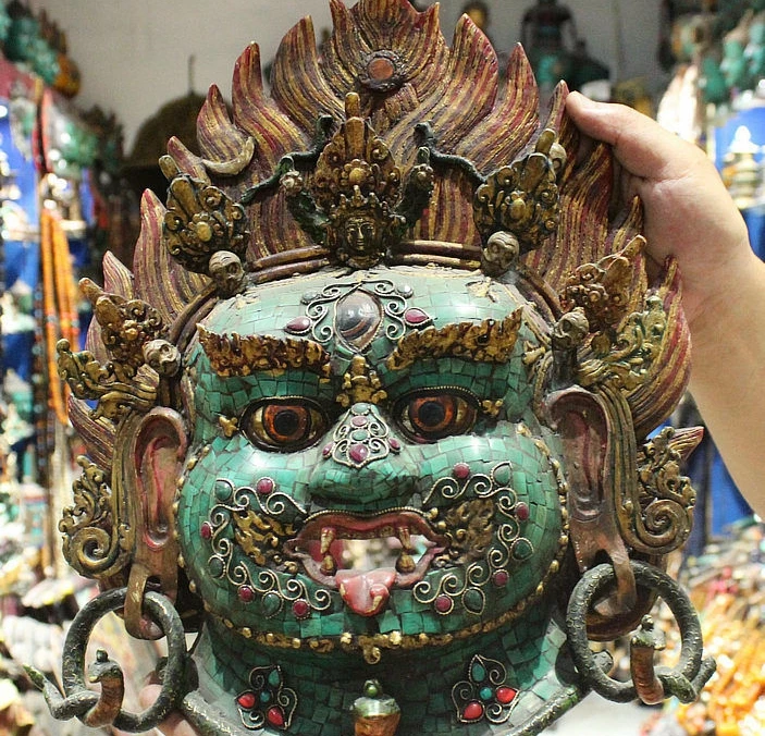 14" Old Tibet Buddhism Bronze inlay Turquoise Mahakala Head Wall hangings Mask
14" Old Tibet Buddhism Bronze inlay Turquoise Mahakala Head Wall hangings Mask
