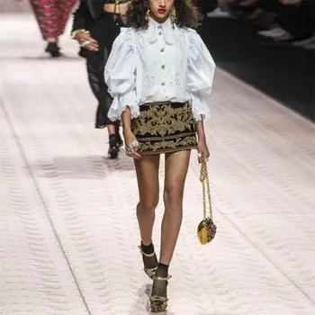 Runway Designer Set 2019 High Quality Women Suits Flare Sleeve Hollow-out Shirt + Embroidery Skirt Two-piece Clothing NP0088
Runway Designer Set 2019 High Quality Women Suits Flare Sleeve Hollow-out Shirt + Embroidery Skirt Two-piece Clothing NP0088
