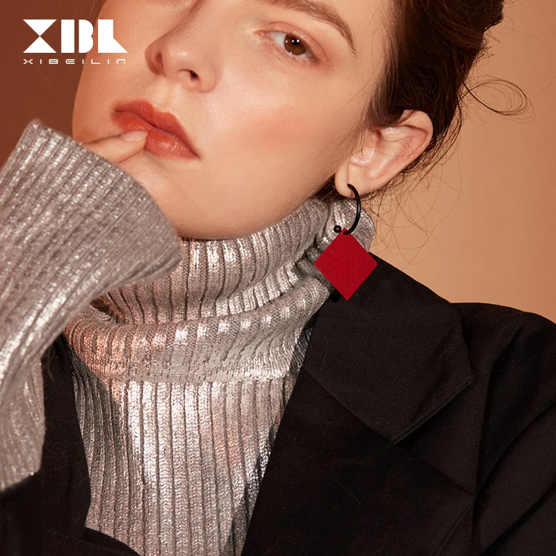925 Silver Needle Red Rhinestone Earrings Femininity 2019 Tide Personality Long Section Face Thin Pendant with Accessories
925 Silver Needle Red Rhinestone Earrings Femininity 2019 Tide Personality Long Section Face Thin Pendant with Accessories