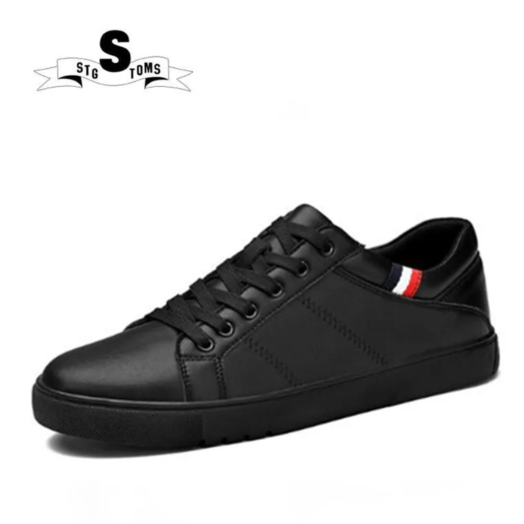 Classics Skateboarding Shoes Men Luxury Brand Sport Shoes Soft Breathable Lace Up Black White Sneakers Shoes For Men 2018 New 96
Classics Skateboarding Shoes Men Luxury Brand Sport Shoes Soft Breathable Lace Up Black White Sneakers Shoes For Men 2018 New 96
