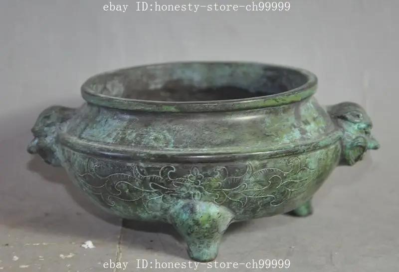 6"marked old chinese pure bronze foo dog beast head statue incense burner Censer
6"marked old chinese pure bronze foo dog beast head statue incense burner Censer