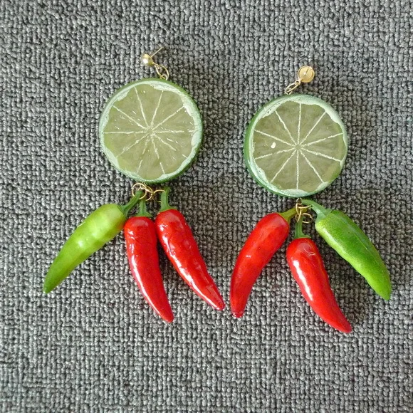 Exaggerated Big Lemon Green Red Pepper Acrylic Drop Earrings for Women Fashion Beach Holiday Jewelry Accessaries Earrings Gift
Exaggerated Big Lemon Green Red Pepper Acrylic Drop Earrings for Women Fashion Beach Holiday Jewelry Accessaries Earrings Gift