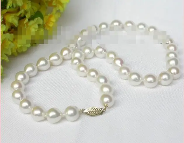 Free Shipping >>>>>GENUINE BAROQUE 17" 10MM WHITE SOUTH SEA PEARL NECKLACE 14K j7480
Free Shipping >>>>>GENUINE BAROQUE 17" 10MM WHITE SOUTH SEA PEARL NECKLACE 14K j7480