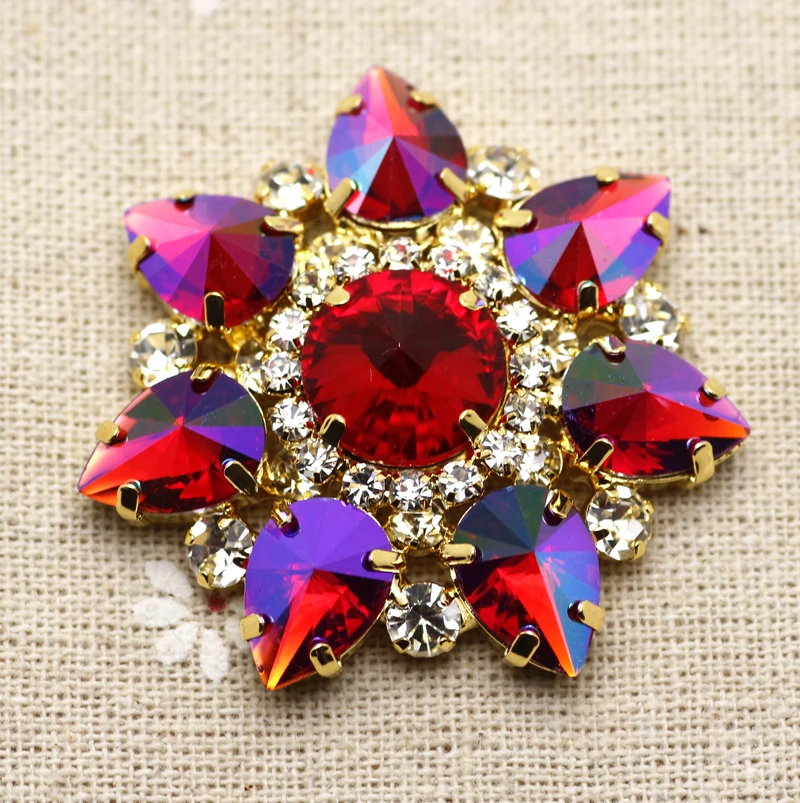 43mm Red Flower Shape Sew On Rhinestone With Claw Setting Gold Back Fancy Stone Rhinestone applique Buttons For Dance clothes
43mm Red Flower Shape Sew On Rhinestone With Claw Setting Gold Back Fancy Stone Rhinestone applique Buttons For Dance clothes