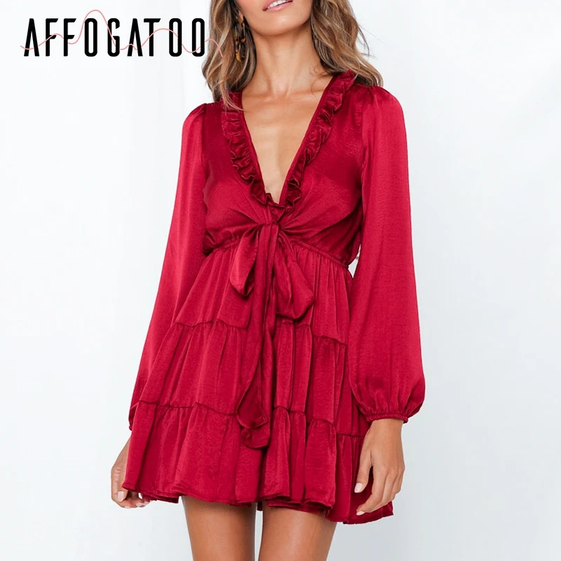 Affogatoo Sexy v-neck women autumn red dress Elegant ruffle long sleeve lace up mini dress Party club office ladies short dress
Affogatoo Sexy v-neck women autumn red dress Elegant ruffle long sleeve lace up mini dress Party club office ladies short dress