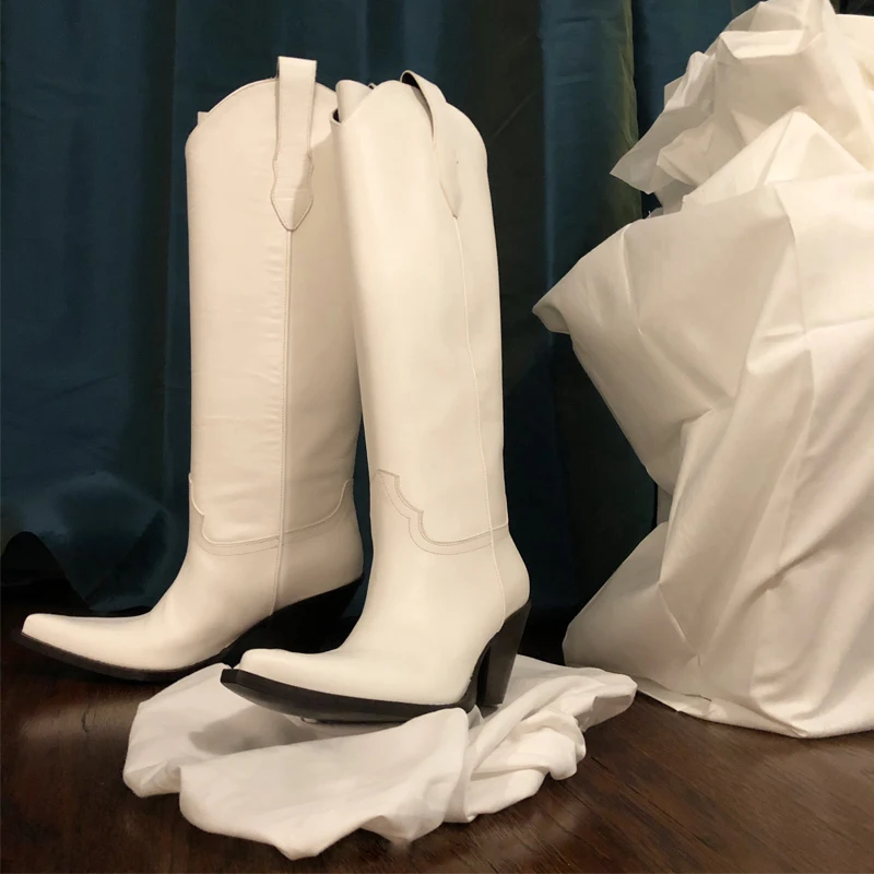 Hot Woman Boots High Heel Brand Runway Star Woman Shoes Long Booties White Color Shoes Pointed Toe Spring Autumn Shoes Female
Hot Woman Boots High Heel Brand Runway Star Woman Shoes Long Booties White Color Shoes Pointed Toe Spring Autumn Shoes Female