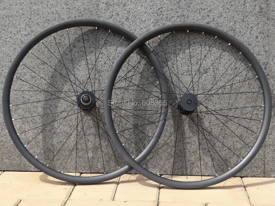 

FLX-WS-CW010 : Carbon Matt Cycling 29er Mountain Bike MTB Clincher Wheelset Bicycle Wheel 29" For Disc Brake