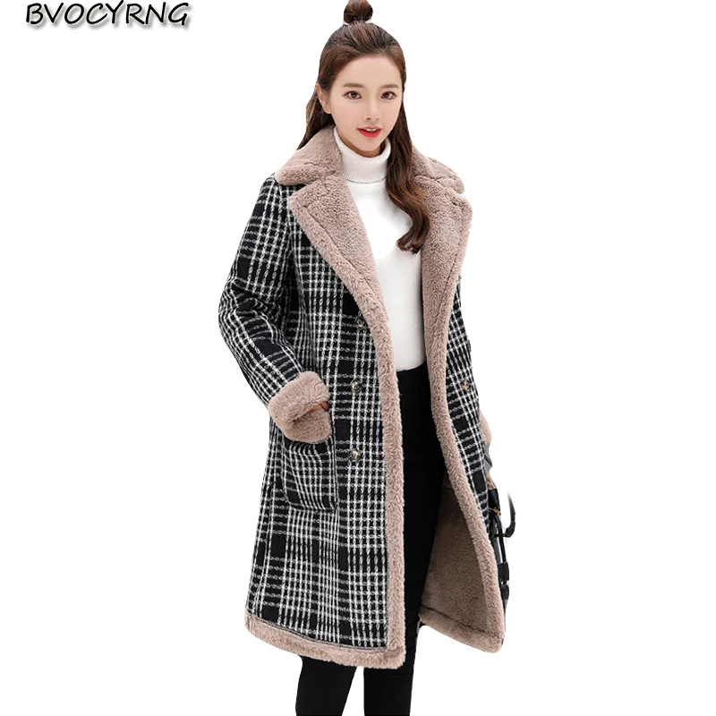 2018 High Quality Plaid Jacket Women's Winter Thick Lambs Woolen Parka Lapel Large Size Women Casual Jacket Warm Outerwear A0905
2018 High Quality Plaid Jacket Women's Winter Thick Lambs Woolen Parka Lapel Large Size Women Casual Jacket Warm Outerwear A0905
