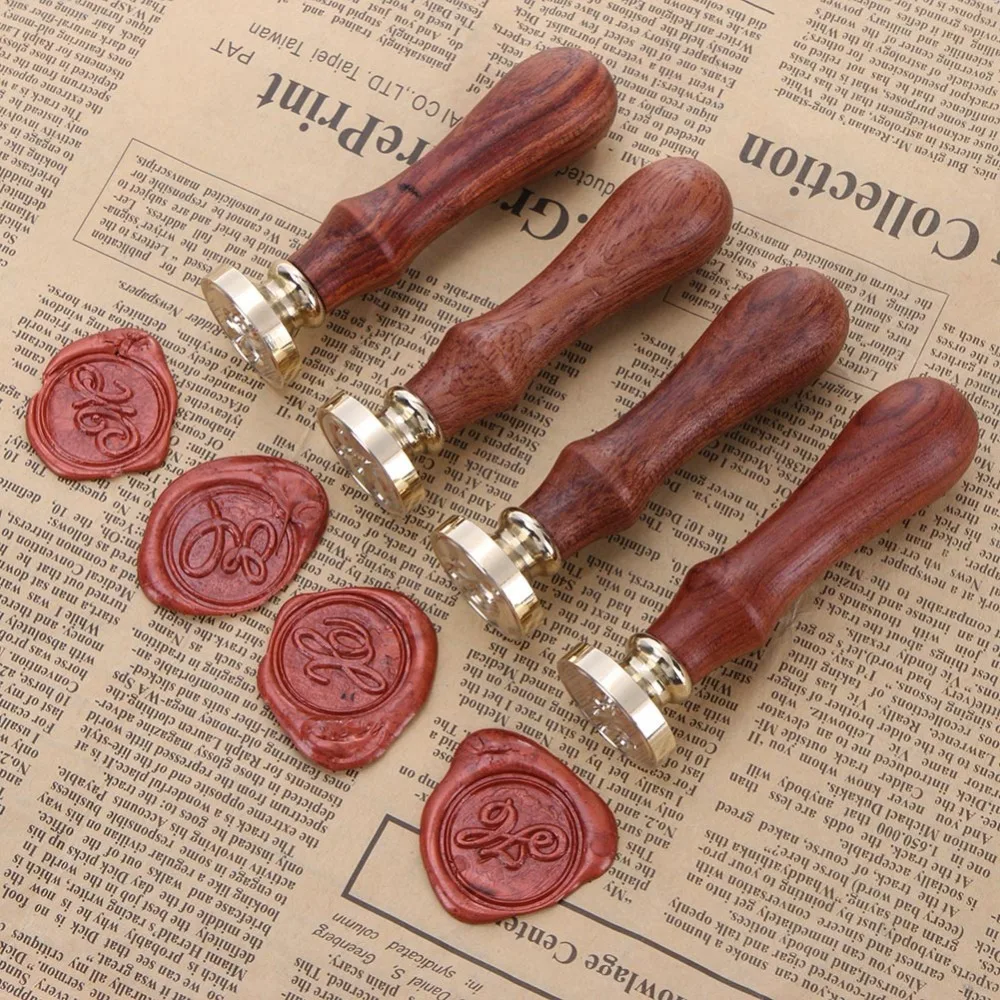 Love Rose Wax Seal Stamp Wedding Decoration DIY Envelope Card Flower Letter Pattern Retro Wood Handle Copper Head Seal
Love Rose Wax Seal Stamp Wedding Decoration DIY Envelope Card Flower Letter Pattern Retro Wood Handle Copper Head Seal