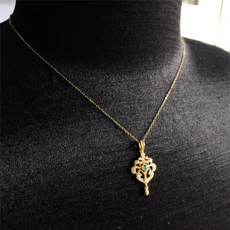 Aazuo Real 18K Yellow Gold Real Diamond IJ SI 0.133ct Natural Emerald Flower Pendent Necklace gifted for Women Chain Au750 Aazuo Real 18K Yellow Gold Real Diamond IJ SI 0.133ct Natural Emerald Flower Pendent Necklace gifted for Women Chain Au750