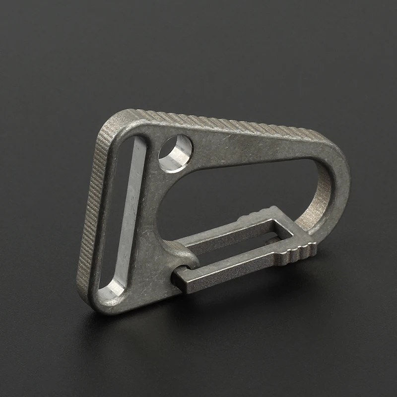 High Quality EDC Titanium Alloy Keychain Outdoor Tools Lock The Hook Buckle Key Ring
High Quality EDC Titanium Alloy Keychain Outdoor Tools Lock The Hook Buckle Key Ring