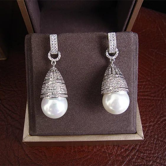 Women earrings,fashion AAA cubic zirconia cone shaped shell pearl drop earrings,E0123
Women earrings,fashion AAA cubic zirconia cone shaped shell pearl drop earrings,E0123
