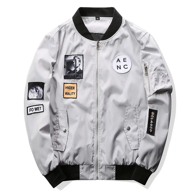 2018 New Famous brand Men Bomber Jacket Hip Hop Patch Designs Slim Fit Pilot Bomber Jacket Coat Men Jackets Plus Size 4XL
2018 New Famous brand Men Bomber Jacket Hip Hop Patch Designs Slim Fit Pilot Bomber Jacket Coat Men Jackets Plus Size 4XL