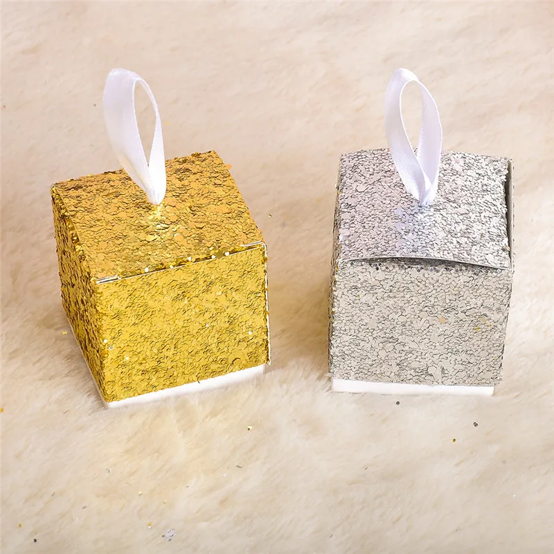 12PCS/LOT All That Glitters Golden Shiny Paper Candy Boxes Wedding Favor Box Christmas Xmas Decoration Event Party Supplies
12PCS/LOT All That Glitters Golden Shiny Paper Candy Boxes Wedding Favor Box Christmas Xmas Decoration Event Party Supplies