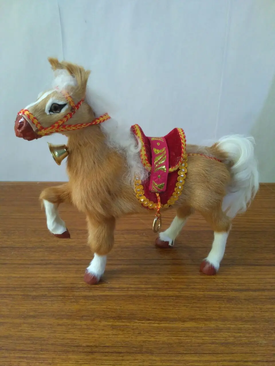 polyethylene&furs 23x20cm horse model Simulation horse with saddle, prop home decoration gift d1937
polyethylene&furs 23x20cm horse model Simulation horse with saddle, prop home decoration gift d1937