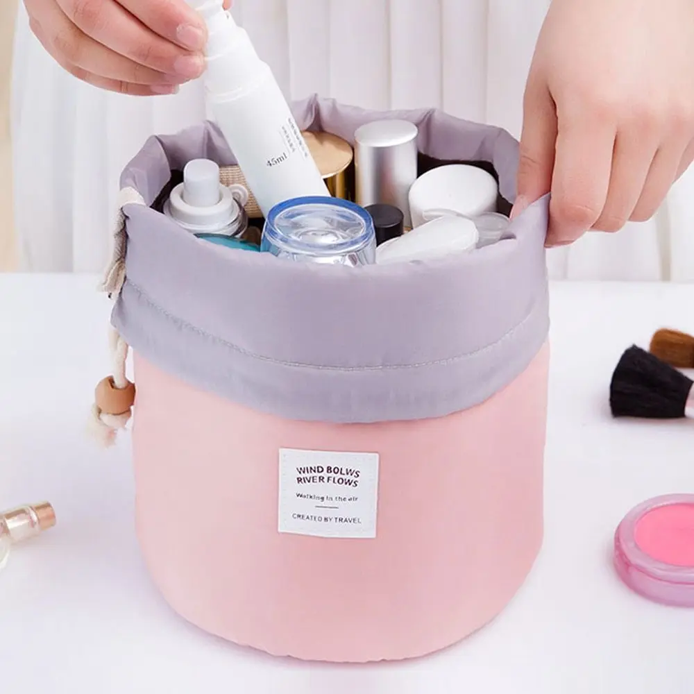Portable Barrel Cosmetic Storage Bag Carry Case Makeup Toiletry Bag Travel Bags Suitcase For Ladies with Drawstring Pockets
Portable Barrel Cosmetic Storage Bag Carry Case Makeup Toiletry Bag Travel Bags Suitcase For Ladies with Drawstring Pockets